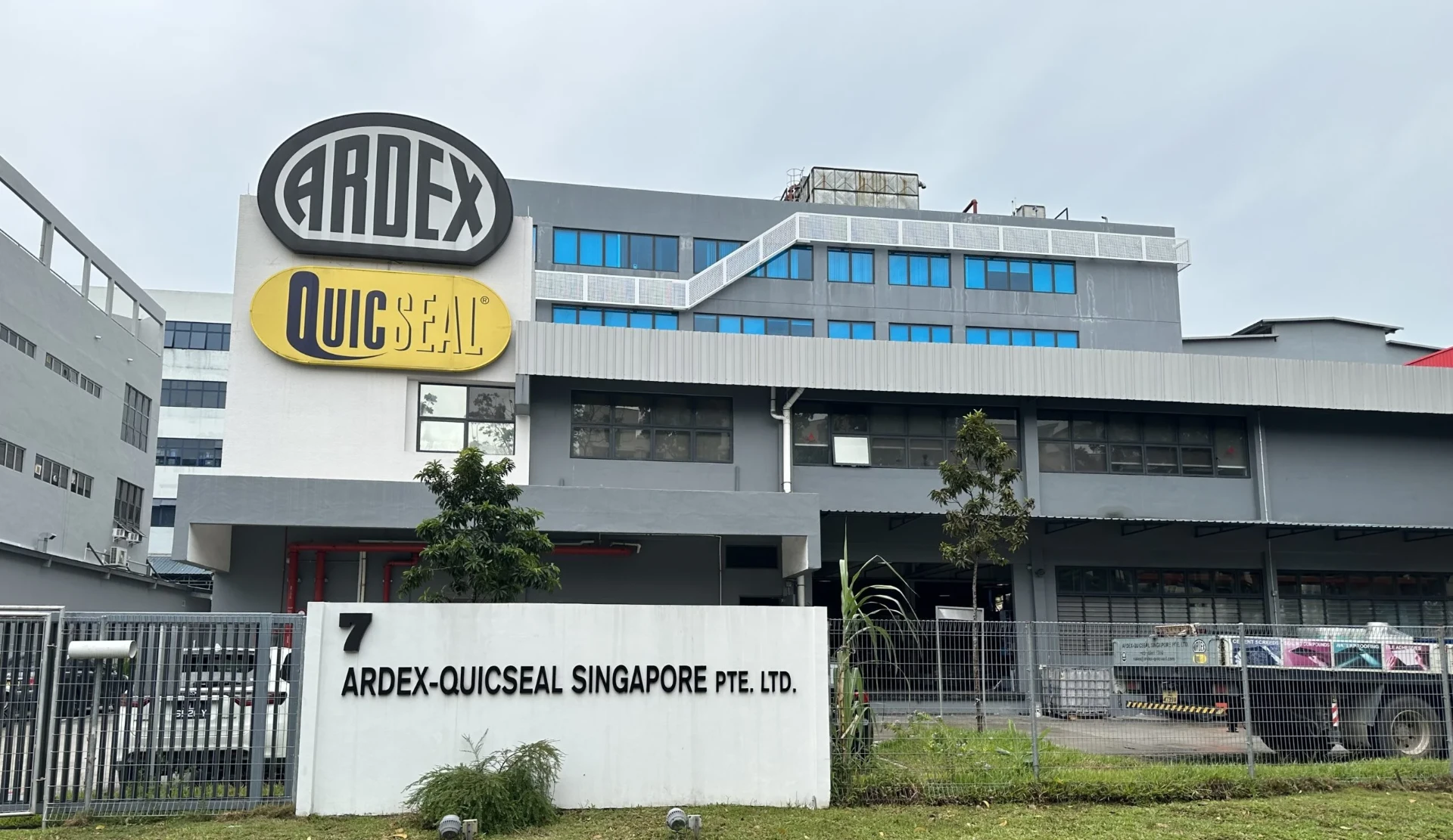 Mặt ngoài trụ sở và nhà máy ARDEX-QUICSEAL Singapore Pte. Ltd.